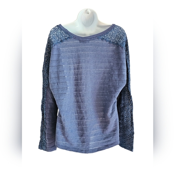 NWOT Attention size xl blue top lace - Picture 2 of 2